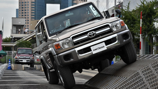 Un defecto de cifrado permite que millones de llaves de autos Toyota, Kia y Hyundai se puedan copiar en segundos